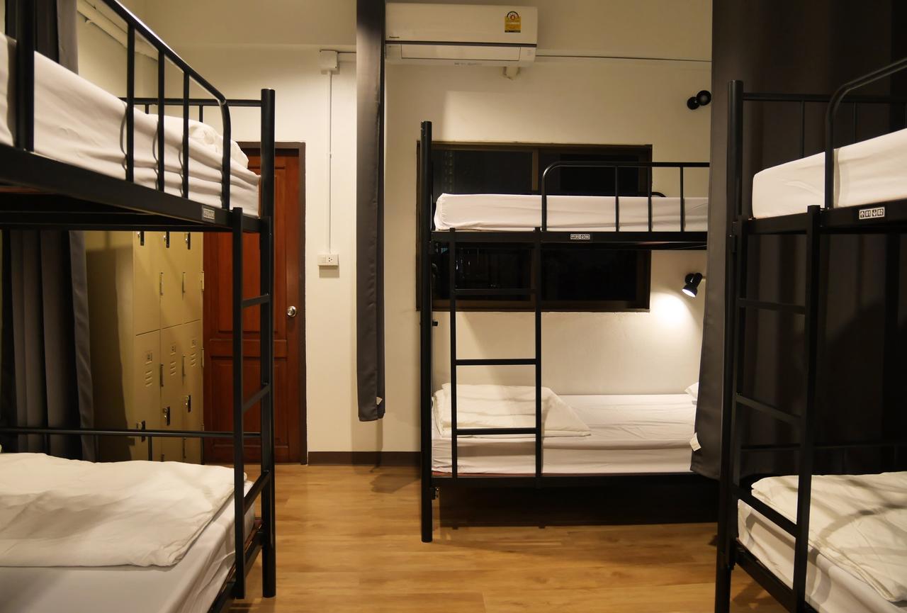 Phresh Hostel Бангкок Экстерьер фото